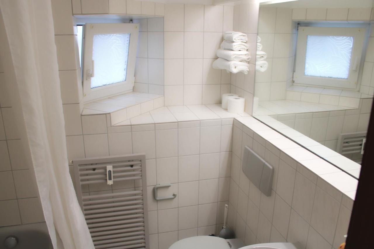 Cvjm Hotel Am Dom Lubeck Bagian luar foto