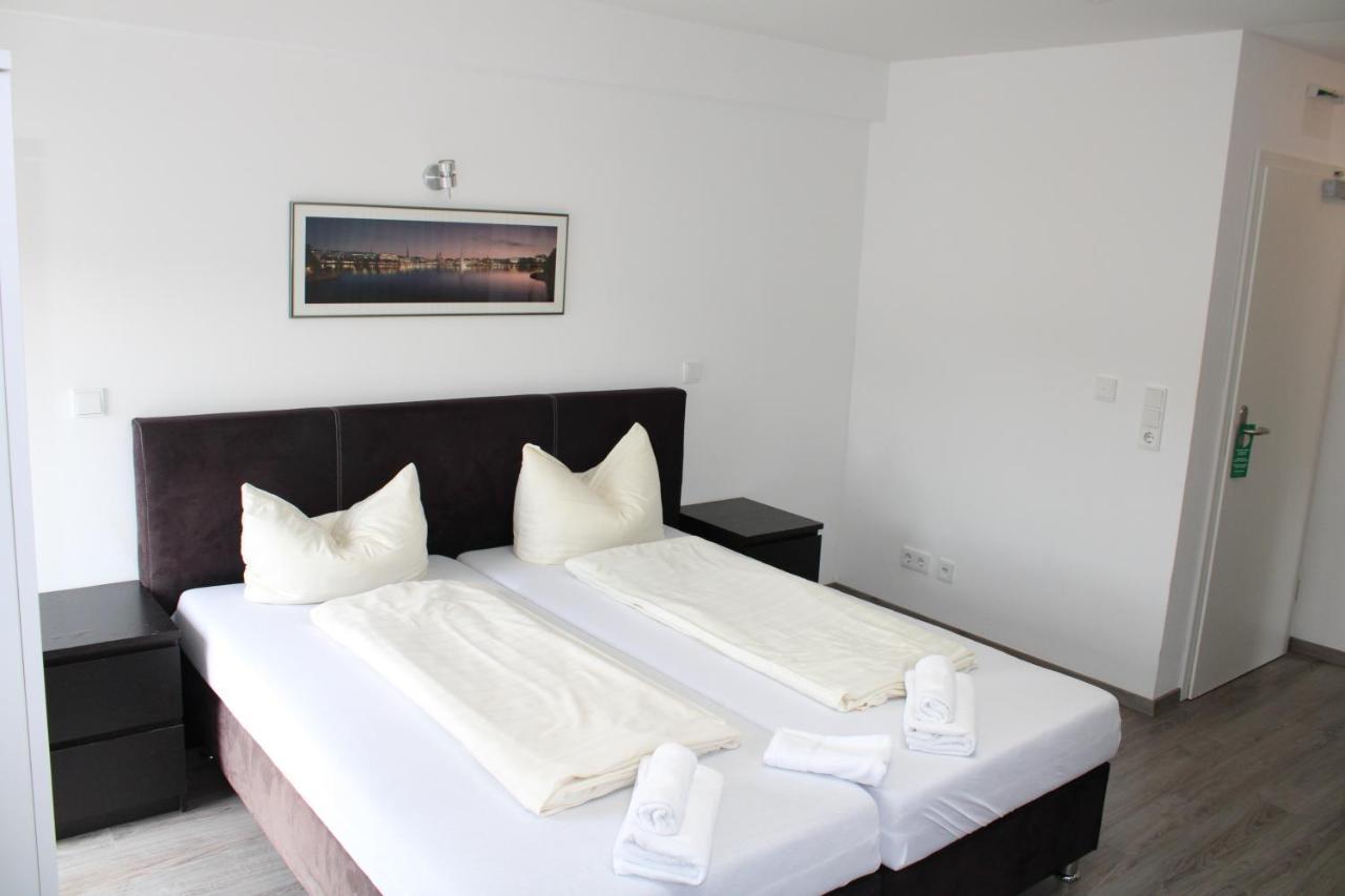 Cvjm Hotel Am Dom Lubeck Bagian luar foto